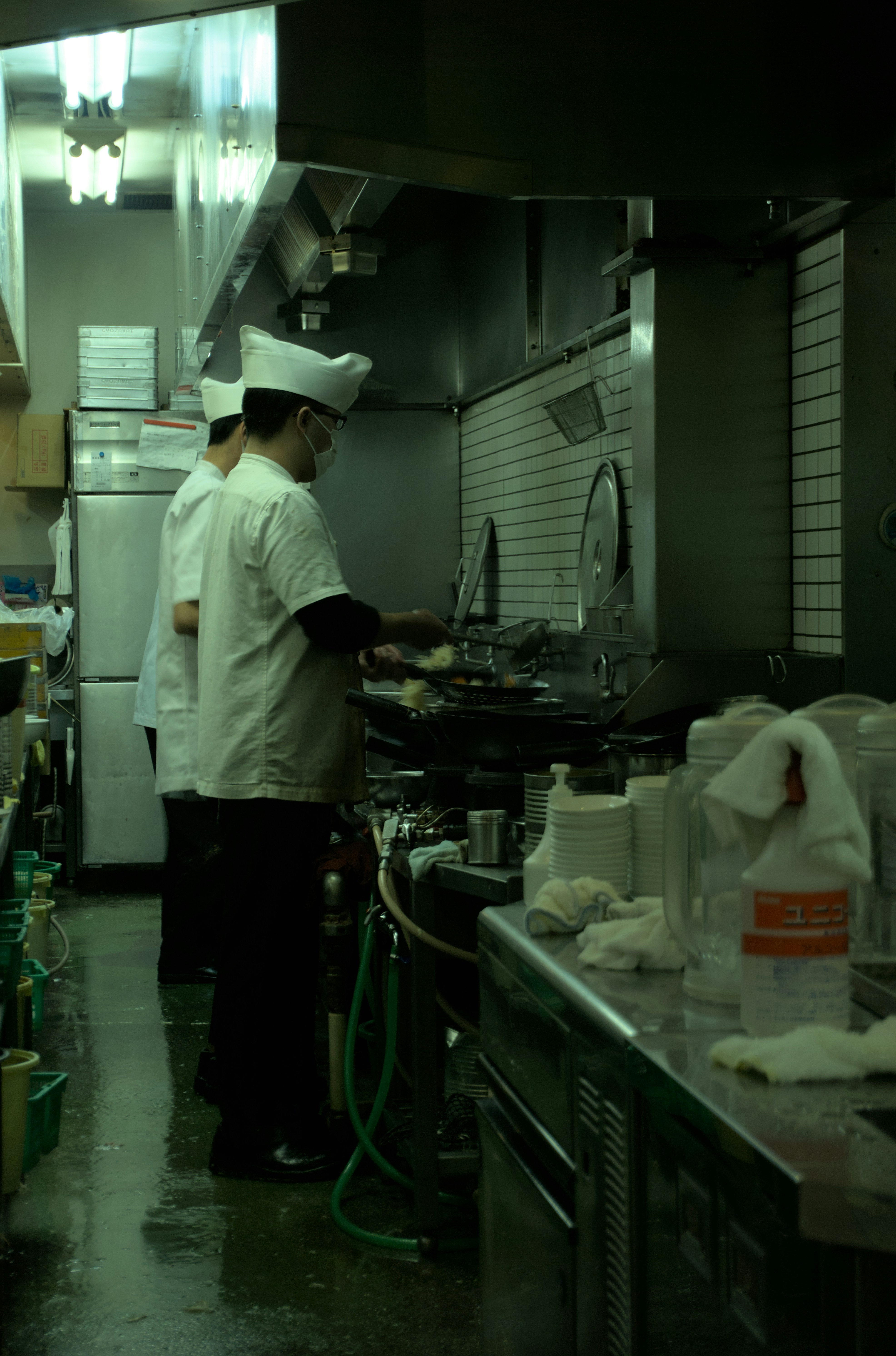 Perbedaan Kitchen Set Residential vs Commercial: Mana yang Sesuai untuk Bisnis Kuliner Anda?