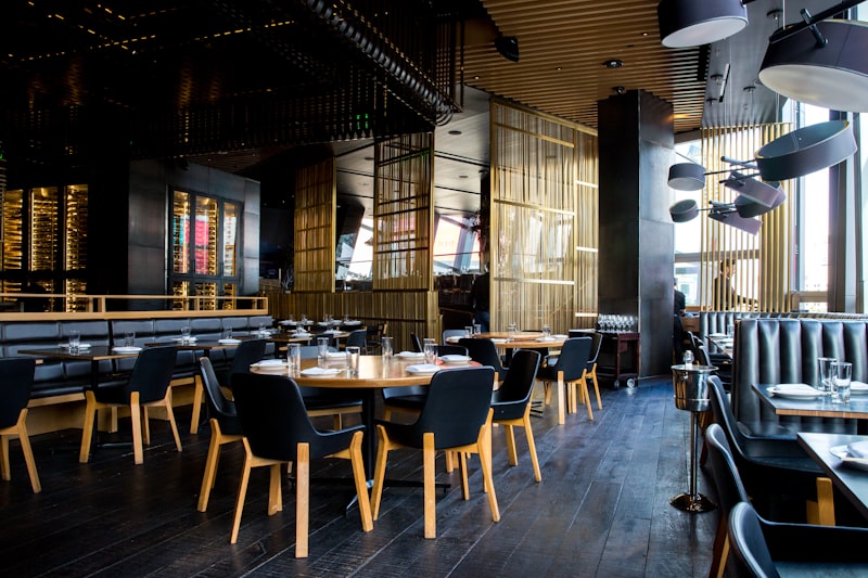 Renovasi Warung Makan Modern